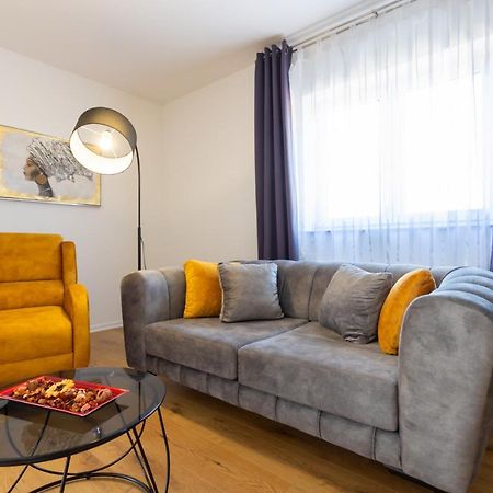 Apartment Demo Malinska Eksteriør bilde