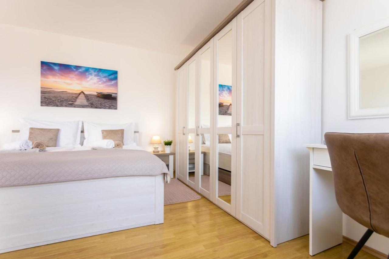 Apartment Demo Malinska Eksteriør bilde