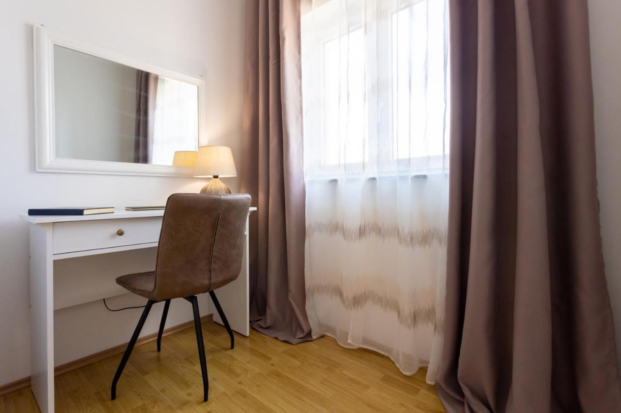 Apartment Demo Malinska Eksteriør bilde