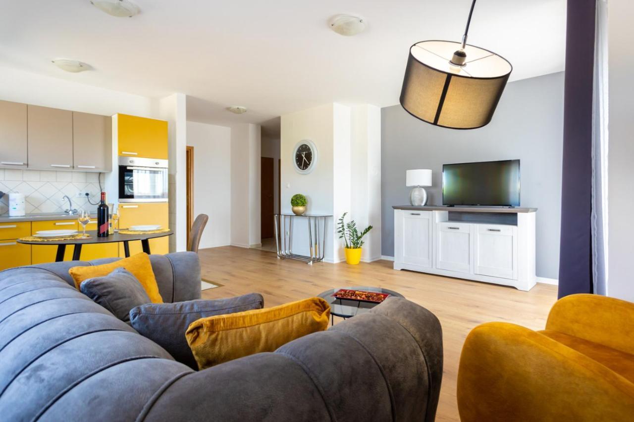Apartment Demo Malinska Eksteriør bilde