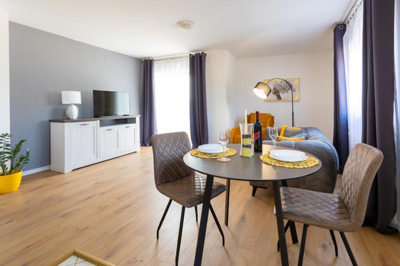Apartment Demo Malinska Eksteriør bilde