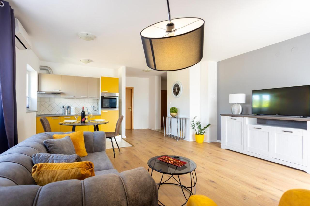 Apartment Demo Malinska Eksteriør bilde